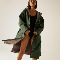Adult Waterproof Changing Robe | Dark Khaki
