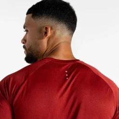 Dare 2b - Men's Accelerate Fitness T-Shirt | Danger Red