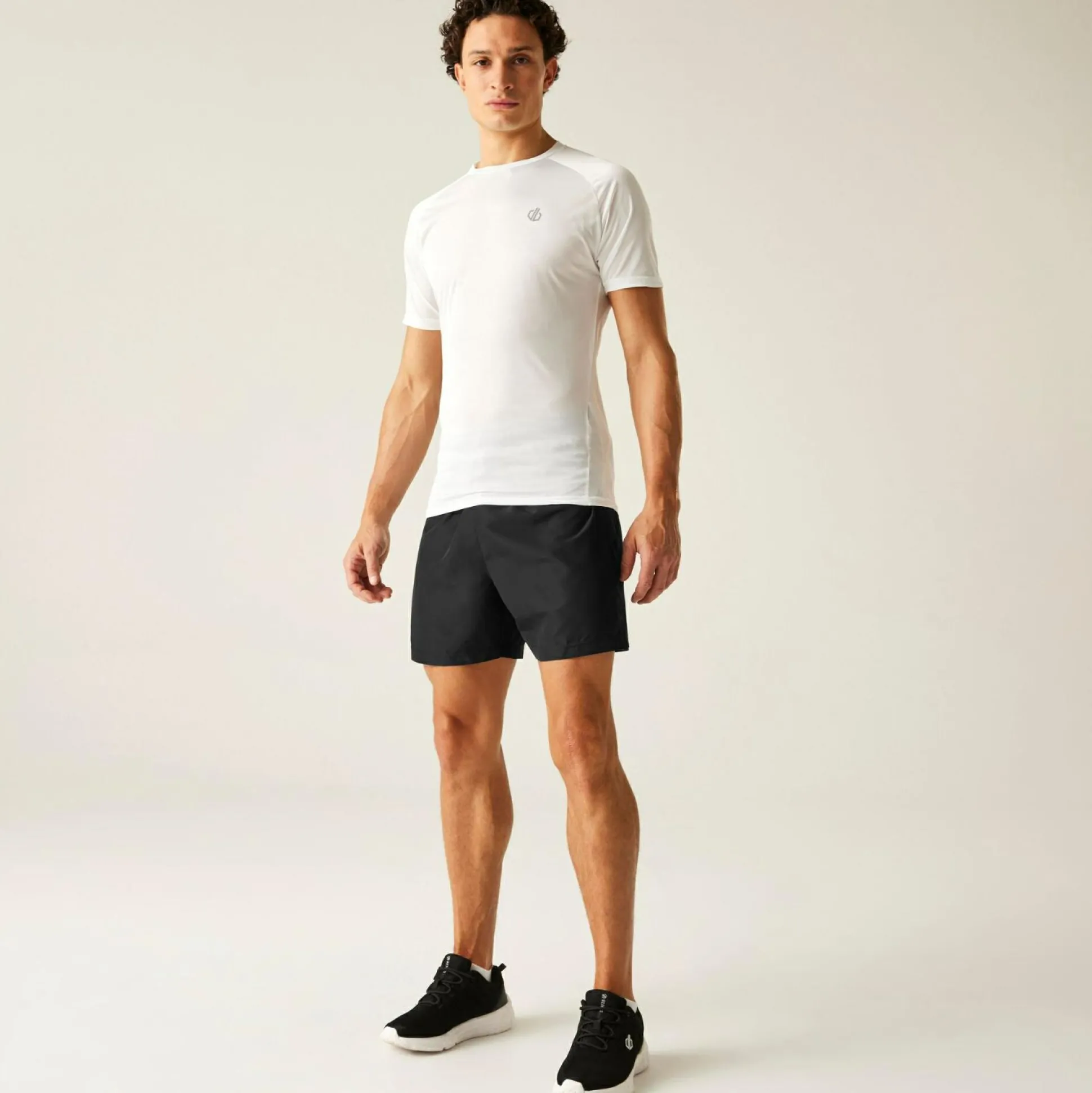 Dare 2b - Men's Surrect Lightweight Shorts | Black