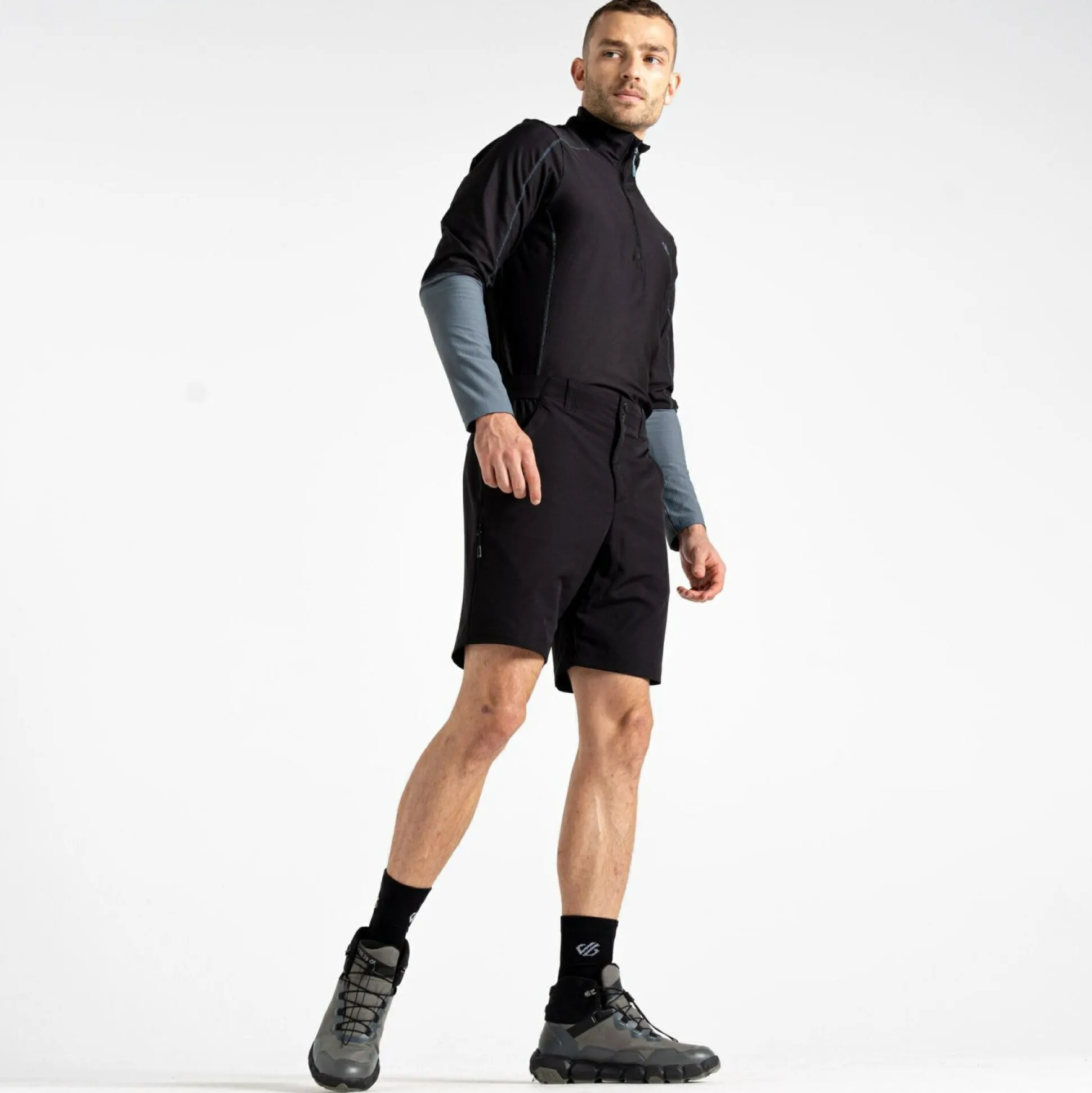 Dare 2b - Men's Torrek II Walking Shorts | Black