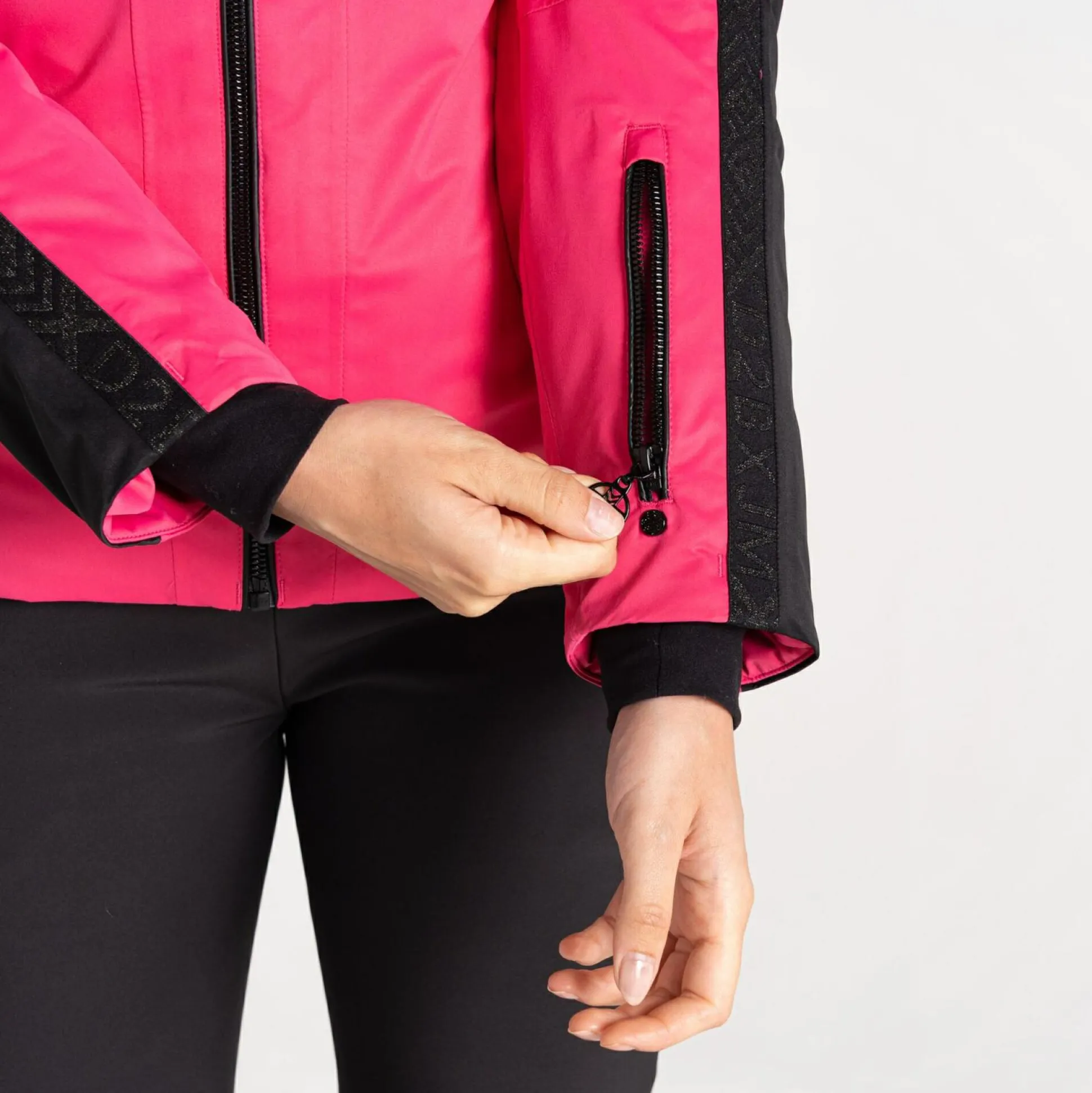 Dare 2b - Women's Frenzied Ski Jacket | Hot Pink
