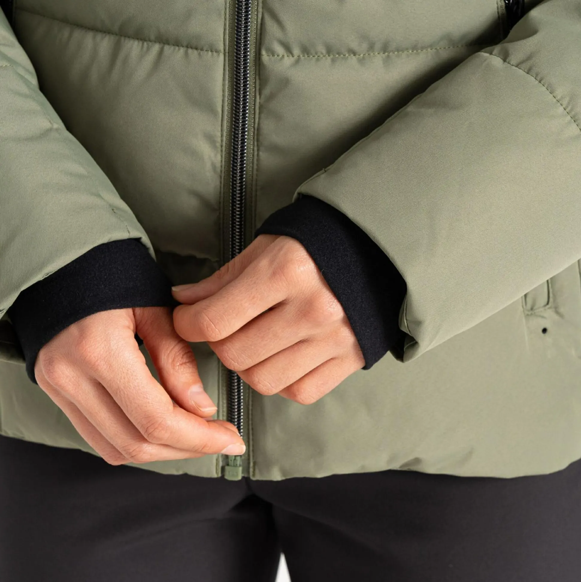 Dare 2b - Women's Glamourize V Baffled Ski Jacket | Olivine Green