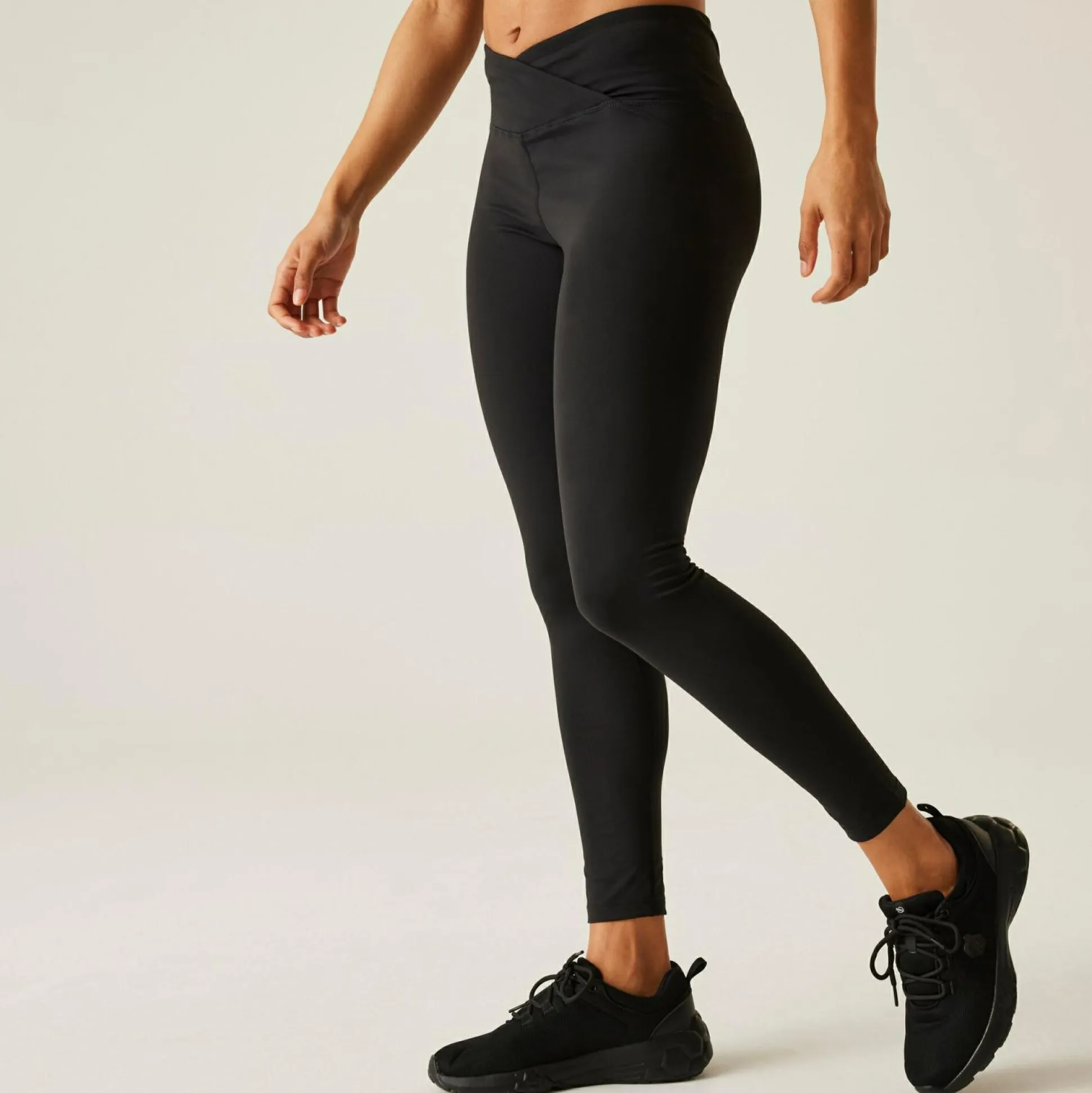 Dare 2b - Women's Revived II Leggings | Black