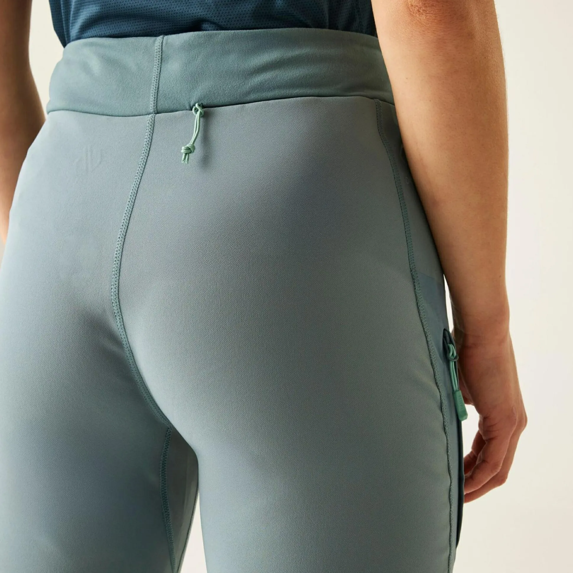 Dare 2b - Women's Torrek Walking Leggings | Element Grey