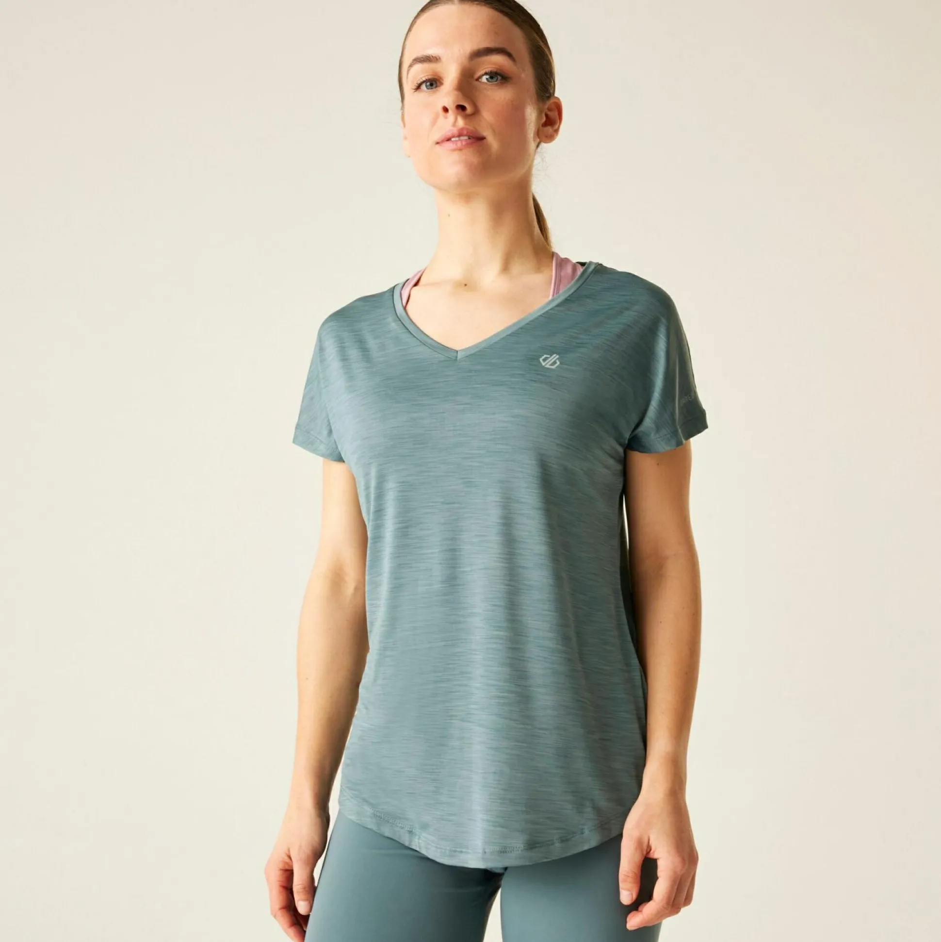 Dare 2b - Women's Vigilant Lightweight T-Shirt | Element Grey
