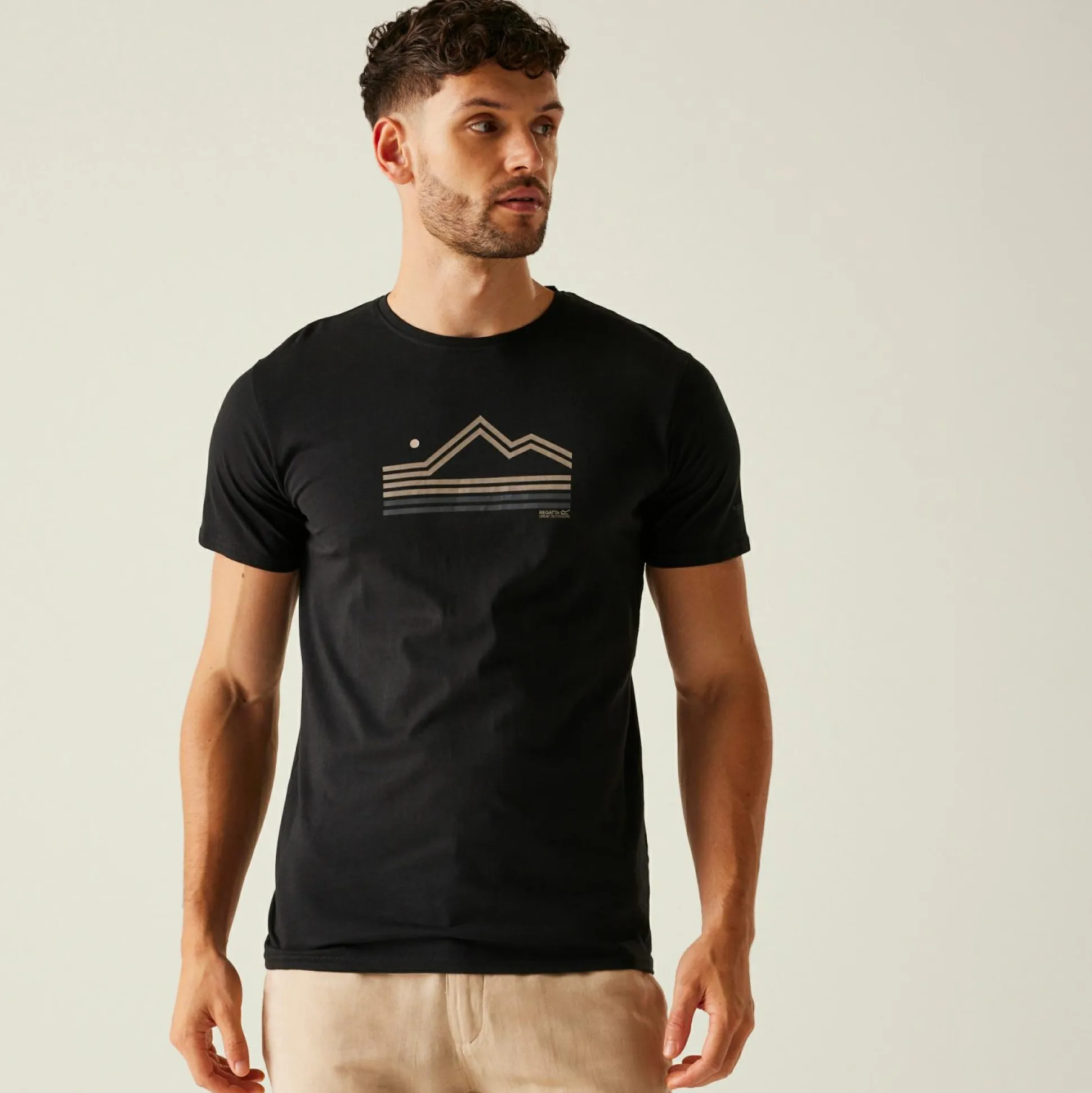Men's Breezed V T-Shirt | Black