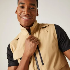 Men's Insect-Repellent Light Pack Away Gilet | Oat