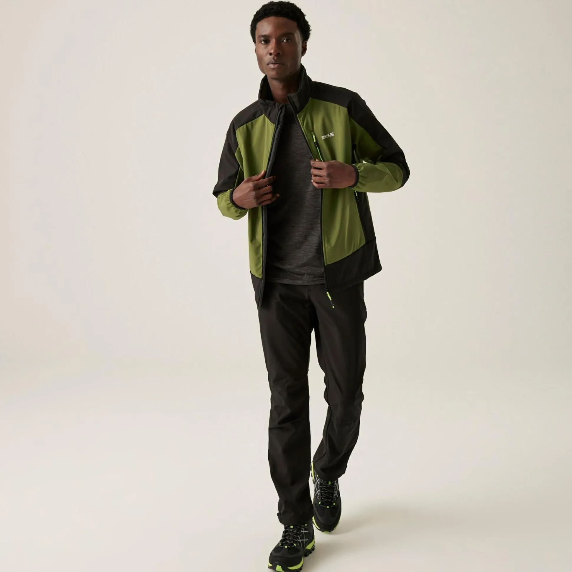 Men's Moutdale Softshell Jacket | Nephrite Green Black