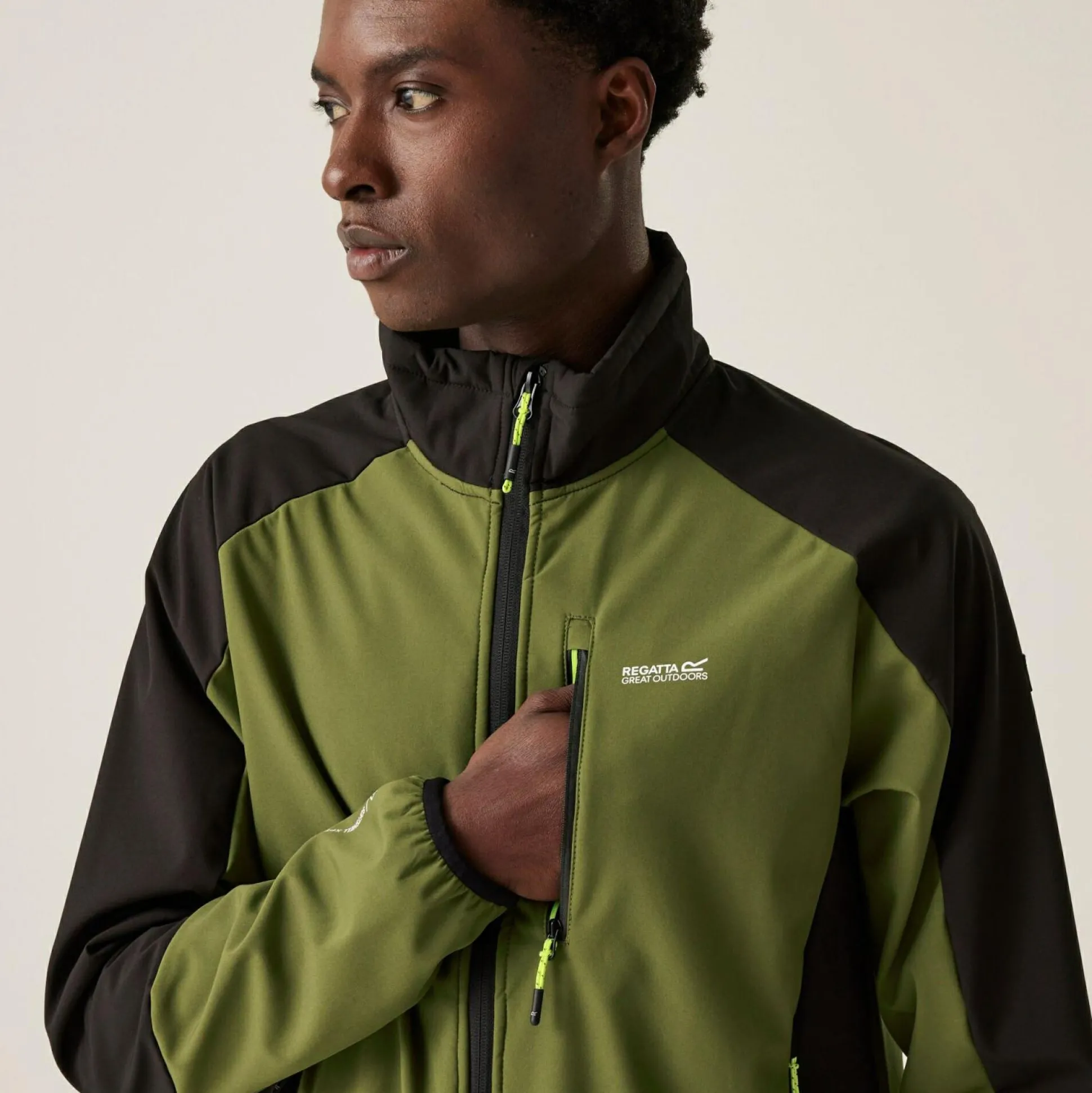 Men's Moutdale Softshell Jacket | Nephrite Green Black