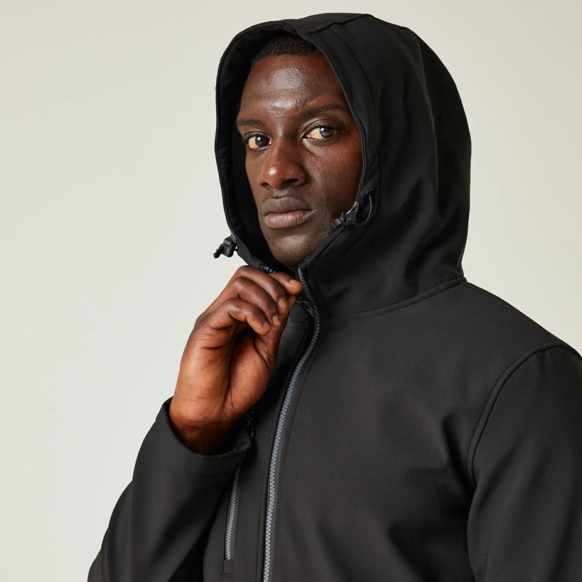 Men's Navigate 2 Layer Hooded Softshell Jacket | Black Seal Grey