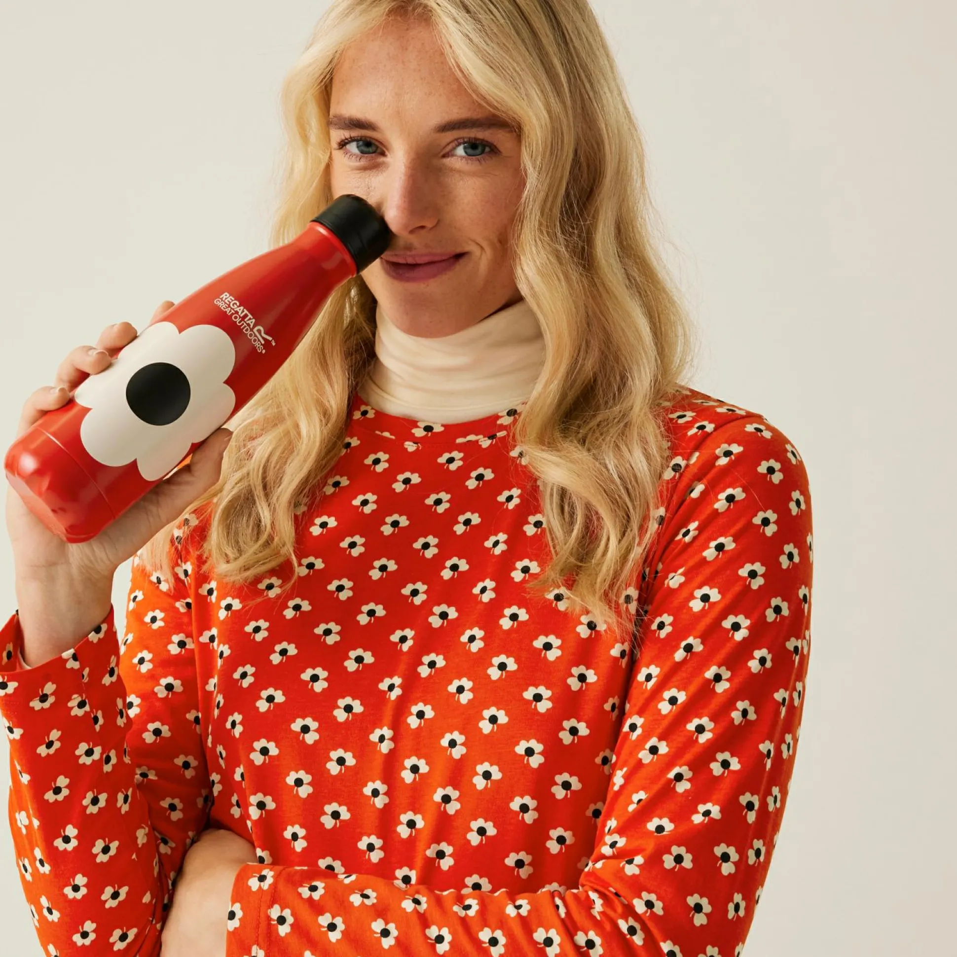 Orla Kiely 0.5L Bottle | Tan Sixties Daisy