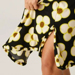 Orla Kiely Towelling II Robe | Spinning Flower Black