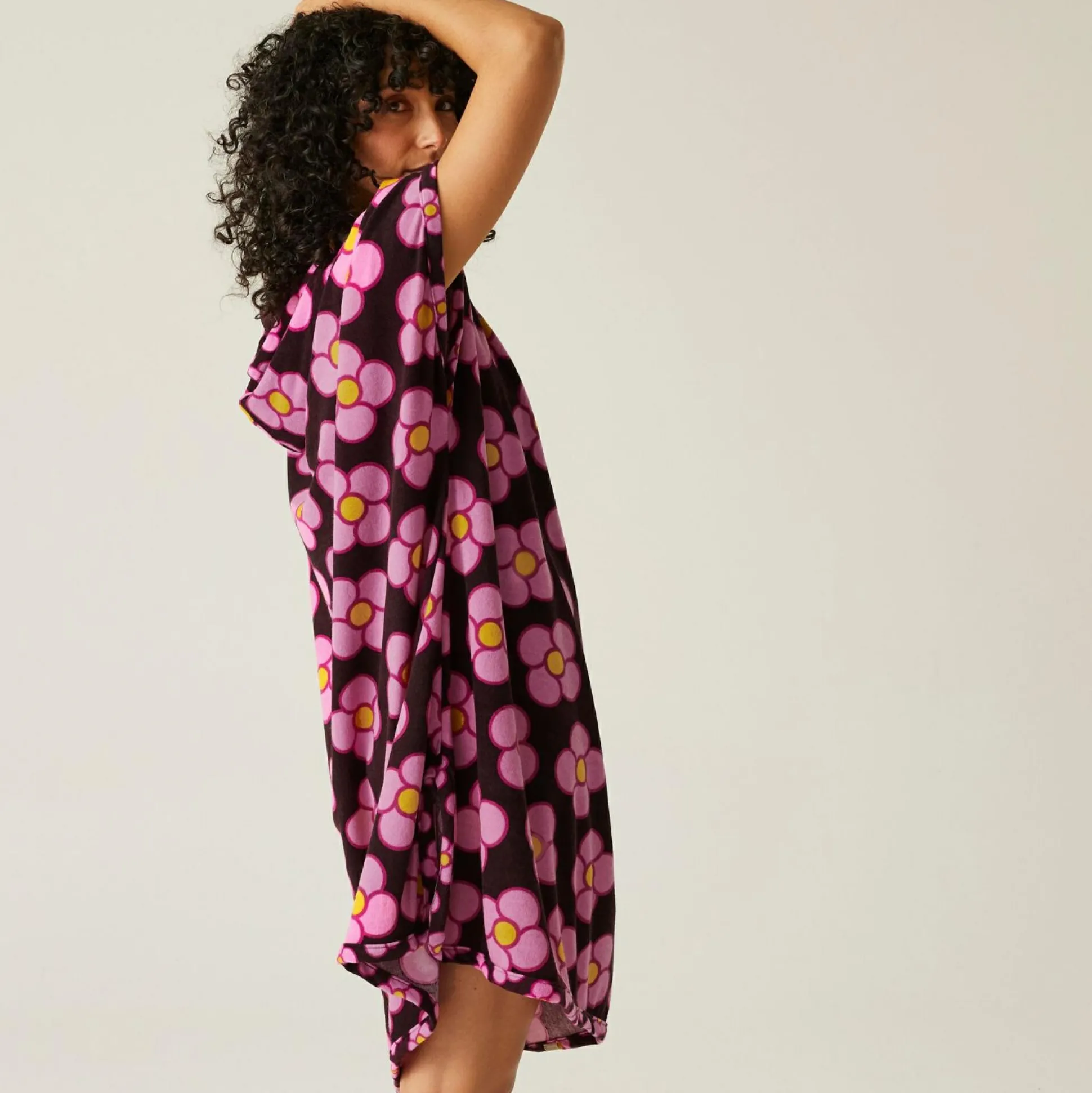 Orla Kiely Towelling II Robe | Spinning Flower Morello