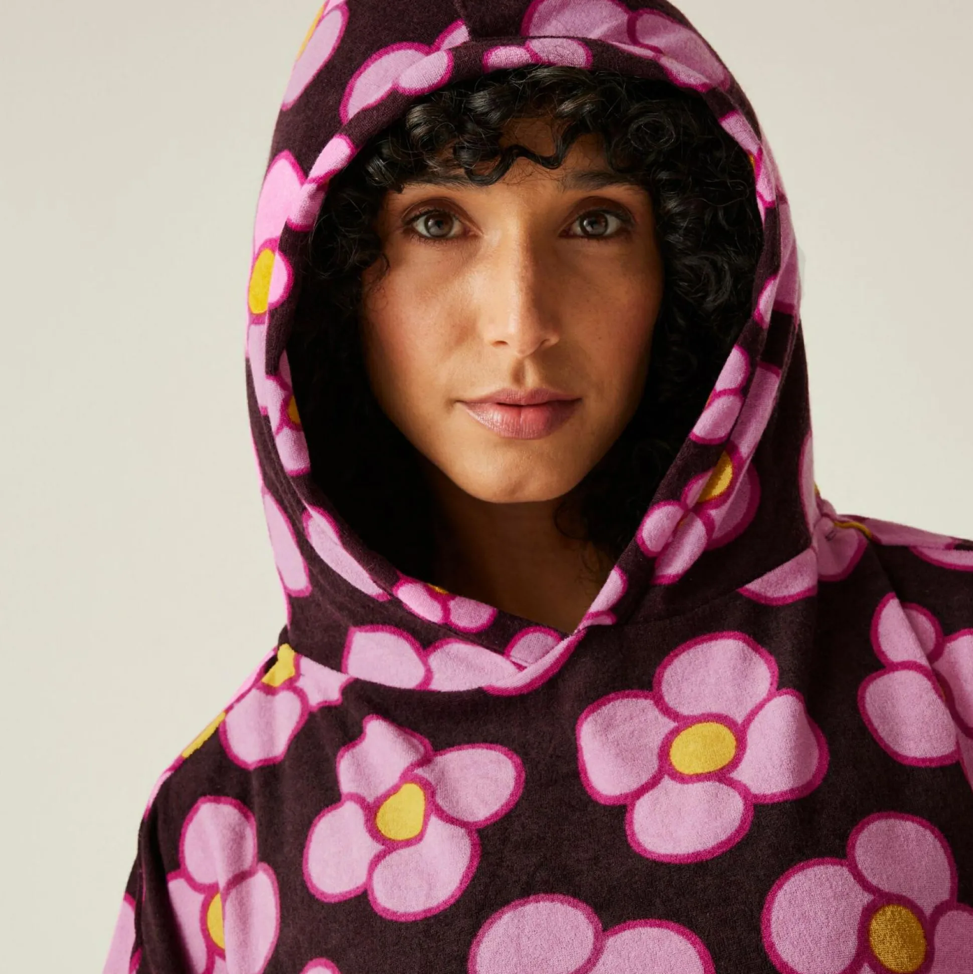 Orla Kiely Towelling II Robe | Spinning Flower Morello