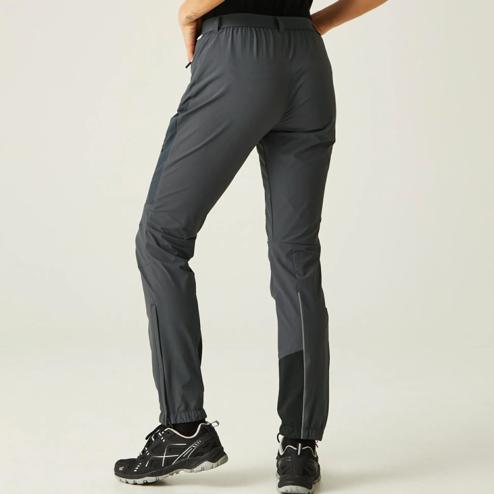 Women's Mountain III Walking Trousers | Seal Grey